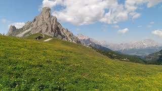 #mountains #travel #views #love #nature #shorts #youtubeshorts #dolomiti #italy #life #livestream