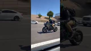 Kawasaki Ninja H2 Exhaust Sound in a Tunnel #kawasaki