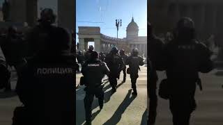 На шлемах петербургских ОМОНовцев буква Z