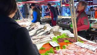 Walking in Venezia – Rialto Market (4K, Stereo Sounds)