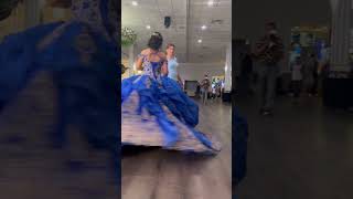 Alejandra’s entrance 💙 #djponcesa #dance #quinceañera #sanantonioquinceañera