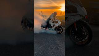 Yamaha R1 Crazy BurnOut 😍💥#yamahar1 #burnout #yamahar1m #yamahar6 #yamahar15 #exhaustsound