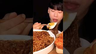 Spicy 🔥Black Bean Noodles with Sweet Chicken #shorts :)#viral #foryou #trending #eatingsounds #viral