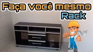 Rack para sala feito com portas de guarda-roupas