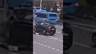 Причина затора #дтп #авто #бмв #уснулзарулем #белгород #видео #car #carincident #shorts #video #bmw