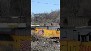 28j sneaks up right behind me as I’m filming this csx coal train in Atlanta, Ga