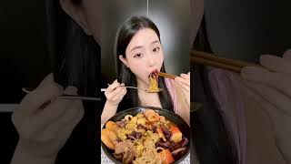 Mát trời ăn mỳ cay cùng e nhé cả nhà #mukbang #mycay #amthuc #cooking #mukbangvietnamese #eating