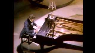 Liberace - A Gershwin Medley - The Liberace Show