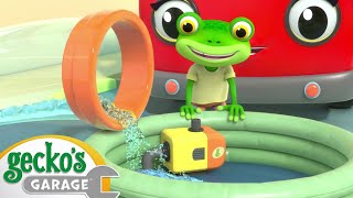 Gecko's Wacky Waterslide | Max the Monster Truck | Truck and Bus Cartoon | Gecko's Garage