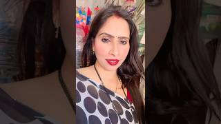 Kiss Kiss ko Chat Pooja Ke baare pata Hai #neelamkiduniya #shortvideos #trending #shortvideos #yt