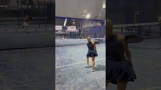 Amamos el deporte y su influencia con las personas. Tarde de Pádel y power femenino