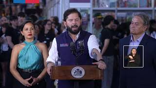 Presidente Gabriel Boric visita 43ª Feria Internacional del Libro de Santiago-Filsa.