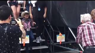 Mason Ramsey being smooth. | LadDog