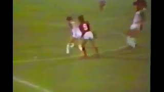 1981  Cerro Porte o 2 x 4 Flamengo