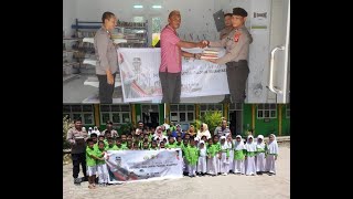 Peduli Budaya Literasi, Polsek Bongomeme Bagikan Buku Bacaan Di Perpustakaan dan Sekolah.