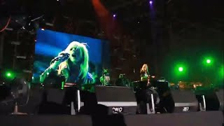 THE BLACK STAR TOUR - Avril Lavigne