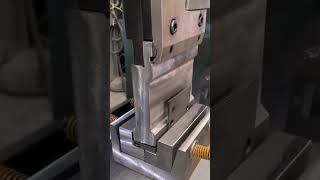 Processing of U-shaped plate stamping molds #automatic #production #factory#machining