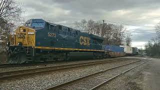 CSX i032 intermodal train speeds through Piscataway New Jersey