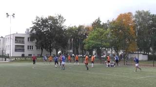 2011-10-08 Dziadki, gol na 0:1