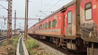 Look at the Speed of Bhubaneswar-New Delhi Rajdhani Express😨// Indian Rail// SatyaRailVlog