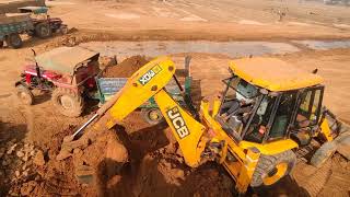 Jcb 3dx Xpert Backhoe Loader Loading Sand in Massey and John Deere Tractor । Mahindra Tractor