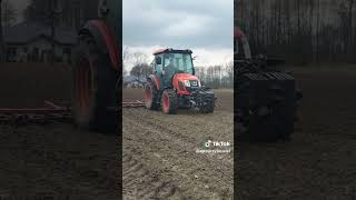 Mokre bronowanie 💪#oporowocałodobowo #agriculture #2024 #rolnictwo #kioti #wtopa #tractor #shorts