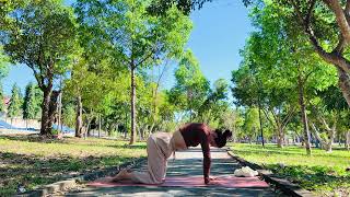 Yoga to Relieve Mental Stress and Ease Fatigue After a Stressful Workday