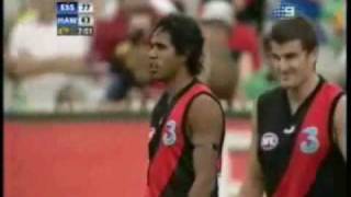 Essendons Lovett burns off rabble Hawthorn 2005