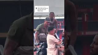 lil Durk got in to a fight during his performance with a fan