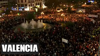 Manifestación multitudinaria en Valencia exige dimisiones en la gestión de catástrofes