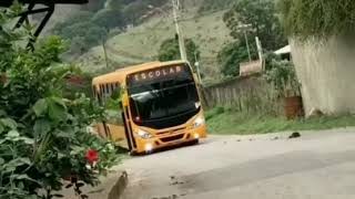 Ônibus com pente na turbina !! Com essa pandemia só assim para eu ir na escola kkkk