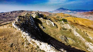 Mussomeli, avventura rocca di San Frangiore, HO TROVATO UNA VASCA SCOLPITA!!!