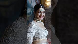 Does Mrunal Thakur likes Evesdropping? #mrunalthakur #FSP