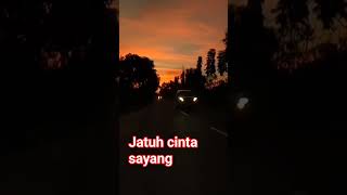 Jatuh cinta sayang