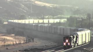 CSX 4032-3132 Lead Autorack Train at Beaumont, CA