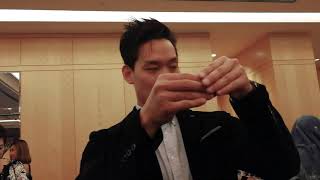 Andrew Lee (Malaysian Magician) performs his magic trick