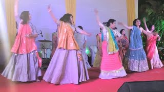 Best Gujarati Ladies Sangeet Performance on Chogada | Loveyatri | Darshan Raval | Nishkruti #shorts