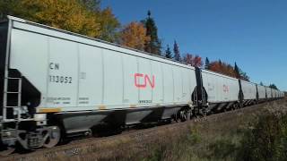 191005 CN unit new- covered hoppers train @ Lemieux