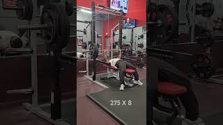 275 x 8 #benchpress