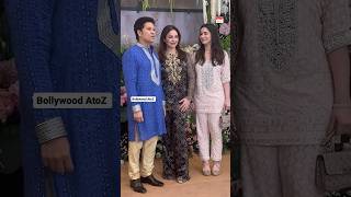 #sachintendulkar with wife and daughter At engegment ceremony