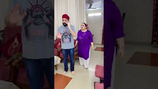 Dhayan rakho bhai mera dost baarish mai fas gya #comedy #funny #husbanwifecomedy