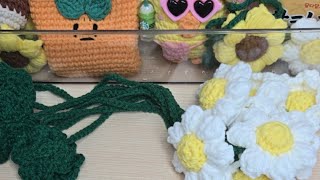 Crocheting daisy clover bagcharm 데이지클로버뜨기 #southkorea #네잎클로버뜨기