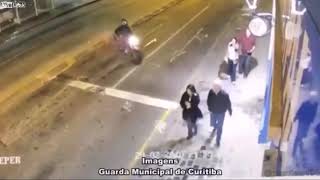 Guy-On-The-Bike-Tries-To-Rob-The-Wrong-Guy!