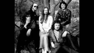 'Bells' ~ Pentangle {McShee, Jansch, Renbourn}