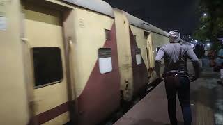 03192 Lalgola Sealdah xing with 13145 Kolkata Radhikapur Express at Dumdum Jn #indianrailways