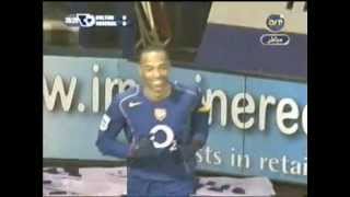 Thierry Henry Get a Corner Kick with Cheeky Backheel