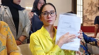 BUNGA ZAINAL MENJADI KORBAN PENIPUAN INVESTASI DENGAN KERUGIAN 15 MILIAR RUPIAH