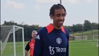 Leny Yoro first training at Man United 🔥 as he meets his new teammates (Video)