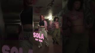 This our new tune Sola 💃🕺 #sola #90svibe #dancers #femaledancers #music