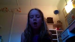 Bonnie singing stitches